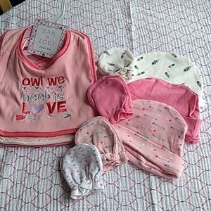NWT 3 pk bibs + 3 NWT hats w/ 4 mittens